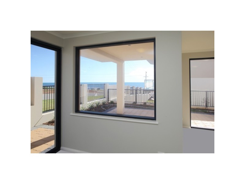 2/258 Chapman Road (Adams on Waterfront), Geraldton WA 6530