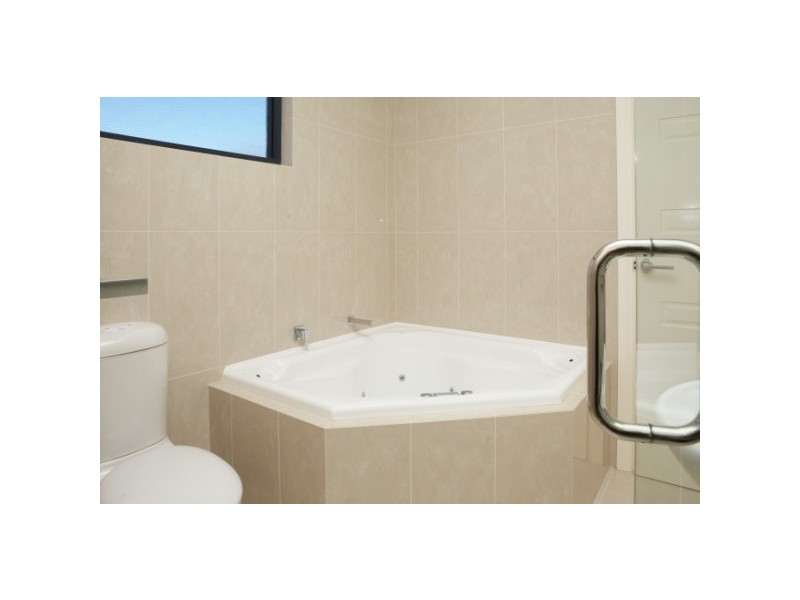 2/258 Chapman Road (Adams on Waterfront), Geraldton WA 6530