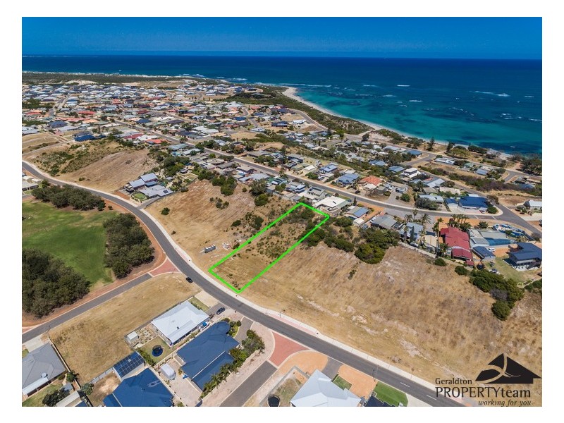 56 Stillwater Avenue, Drummond Cove WA 6532