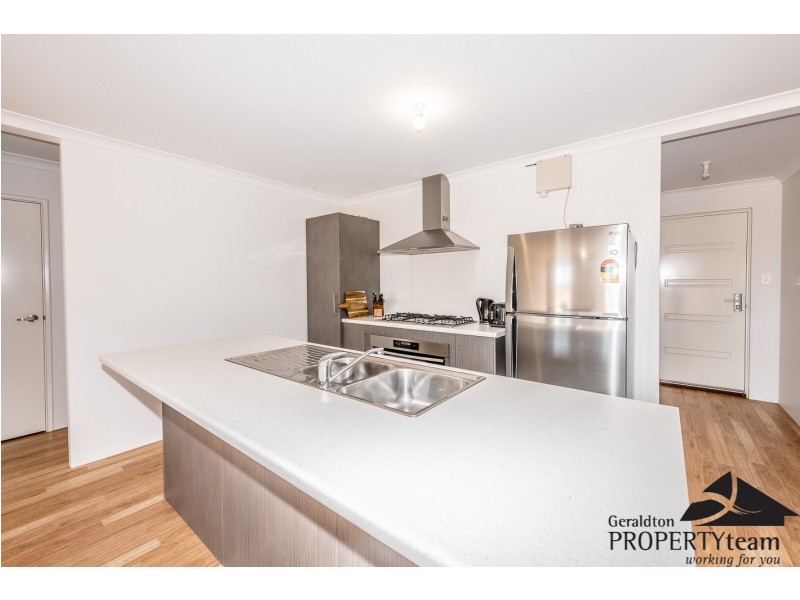 4 Hatch Place, Utakarra WA 6530