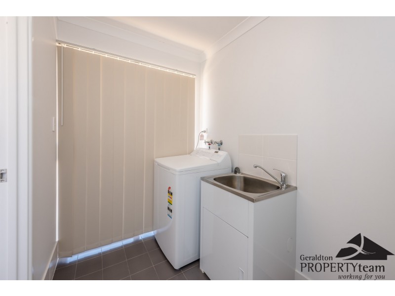 4 Hatch Place, Utakarra WA 6530