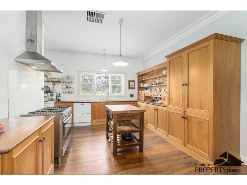 11 Leicester Close, Deepdale WA 6532