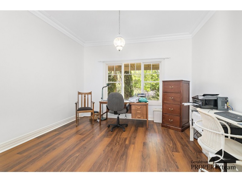 11 Leicester Close, Deepdale WA 6532