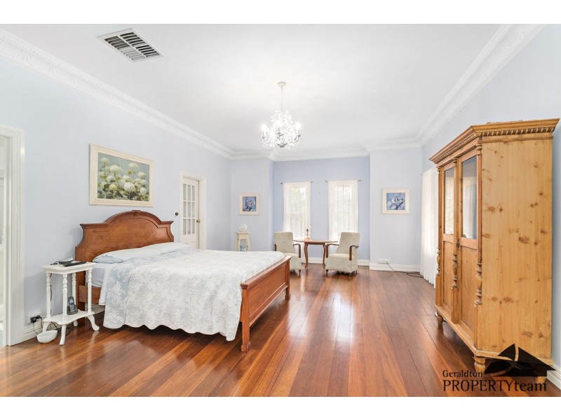 11 Leicester Close, Deepdale WA 6532