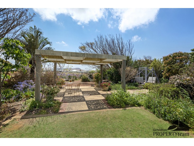 11 Leicester Close, Deepdale WA 6532