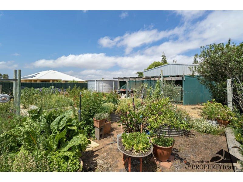 11 Leicester Close, Deepdale WA 6532