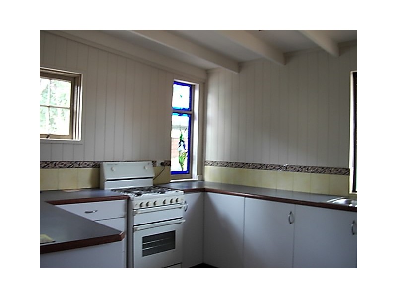 13 Burges Street, Beachlands WA 6530