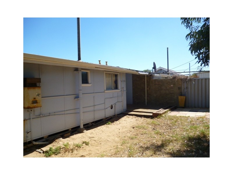 11B Abelia Street, Geraldton WA 6530