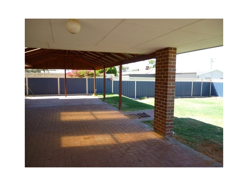 3 WALSHE STREET, Geraldton WA 6530