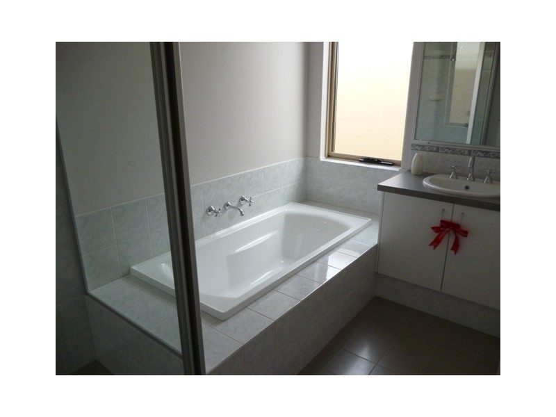 19 BEACHCOMBER HILL, GLENFIELD, Geraldton WA 6530