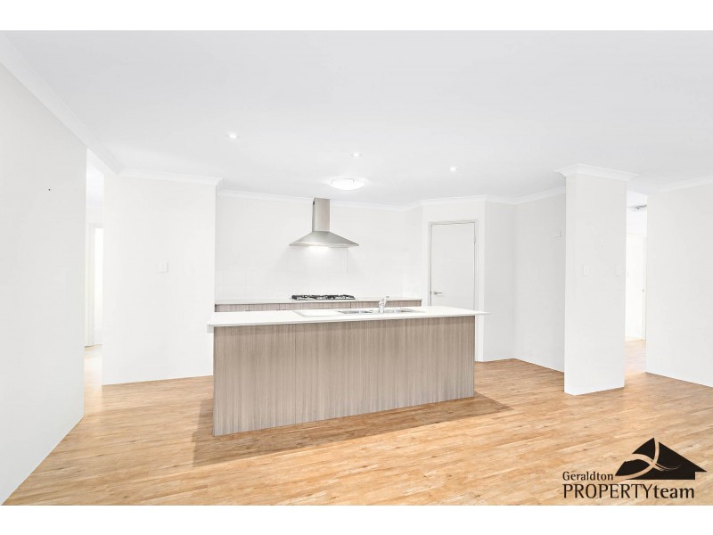 8 Thistle Wynd, Wandina WA 6530