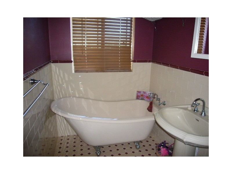 26 Broadbank Lane, Beachlands WA 6530