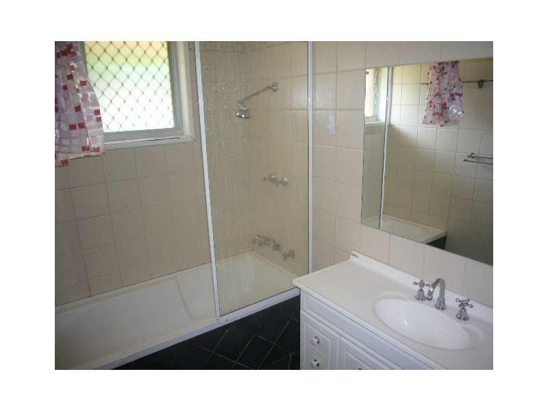 87 Chapman Valley Road, Waggrakine WA 6530