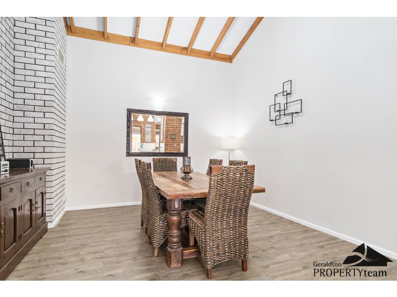 9 Glendinning Road, Tarcoola Beach WA 6530