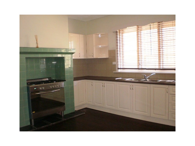 27 Snowdon Street, Geraldton WA 6530