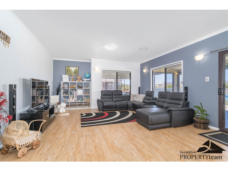 290 Eliza Shaw Drive, White Peak WA 6532