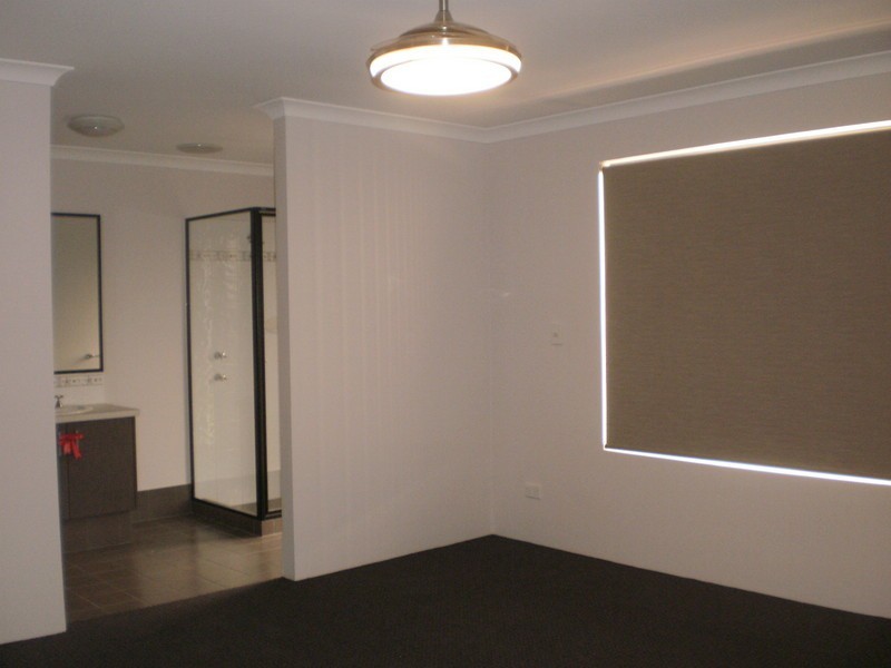 25 View Point Mews, Drummond Cove WA 6532