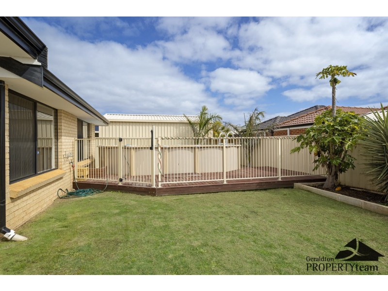 18 Yolanda Edge, Wandina WA 6530