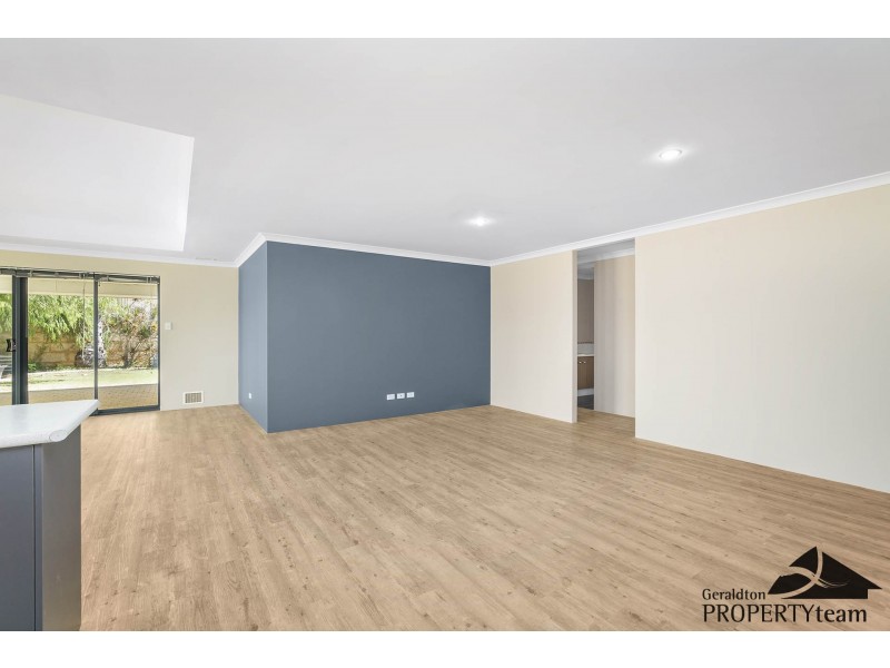 13 Crusader Heights, Wandina WA 6530