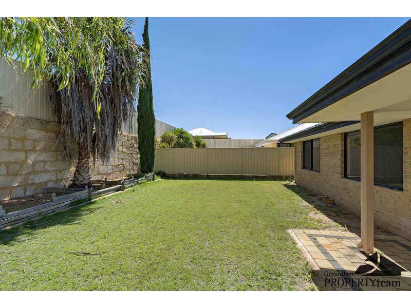 13 Crusader Heights, Wandina WA 6530