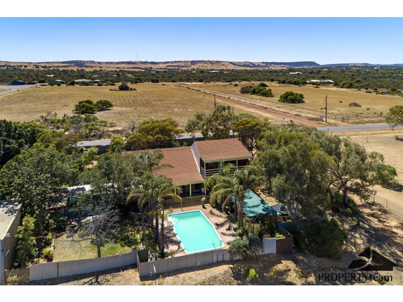 451 Hall Road, Waggrakine WA 6530