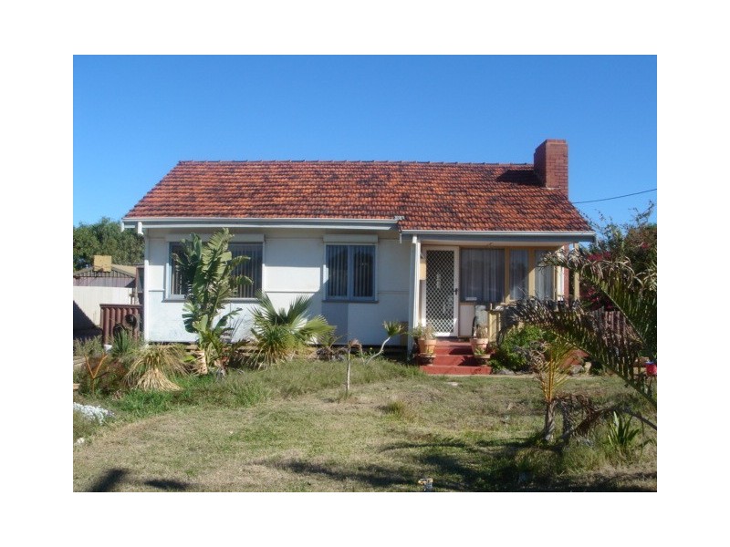 40 Crowther Street, Beachlands WA 6530