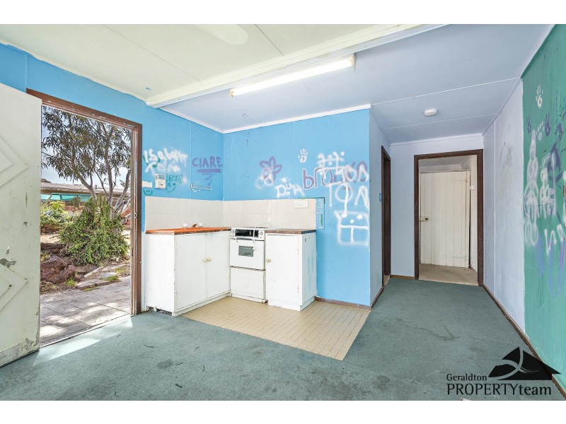 206 Fifth Street, Wonthella WA 6530