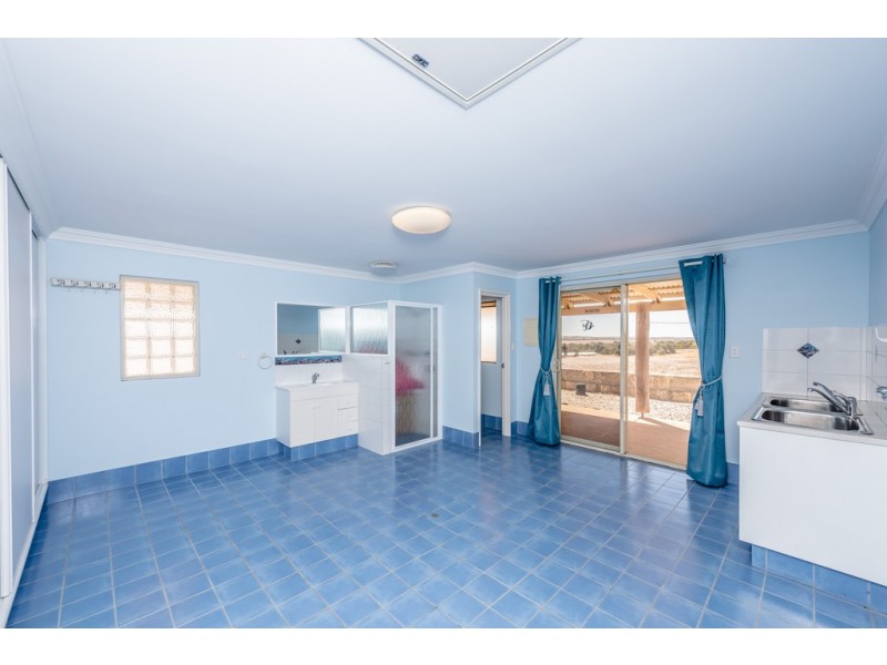 134 Phillips Road, Greenough WA 6532