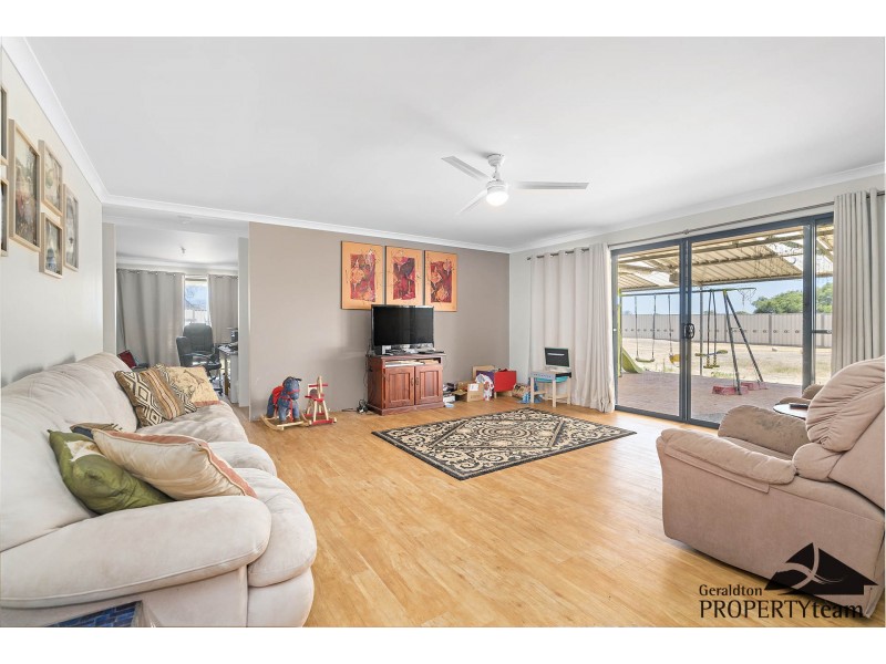 2 Myrtle Road, Strathalbyn WA 6530