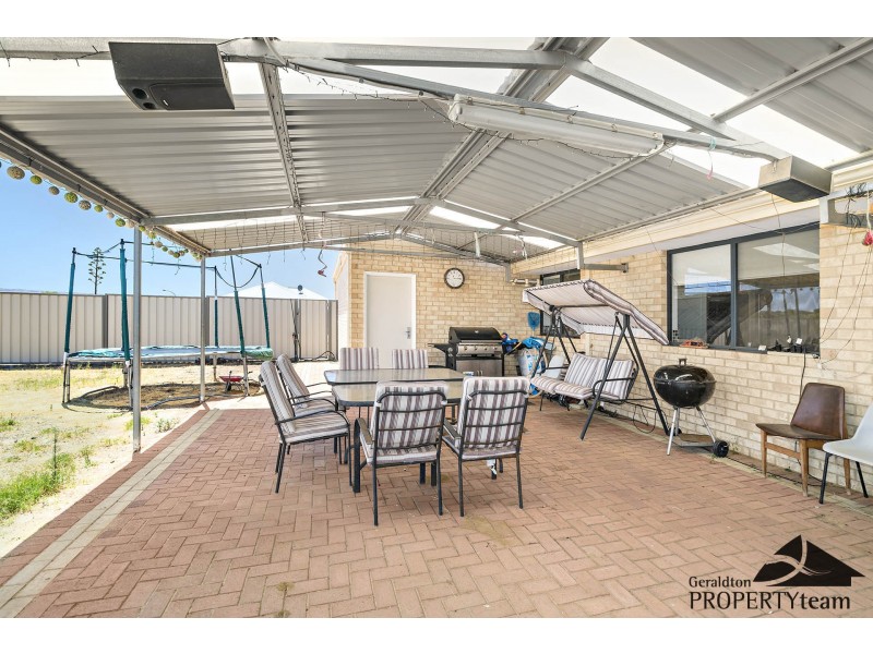 2 Myrtle Road, Strathalbyn WA 6530