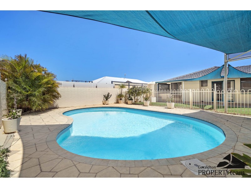 15 Bellimos Drive, Wandina WA 6530