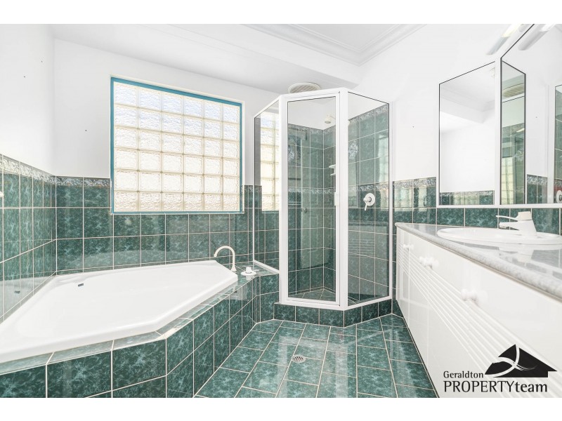 15 Bellimos Drive, Wandina WA 6530