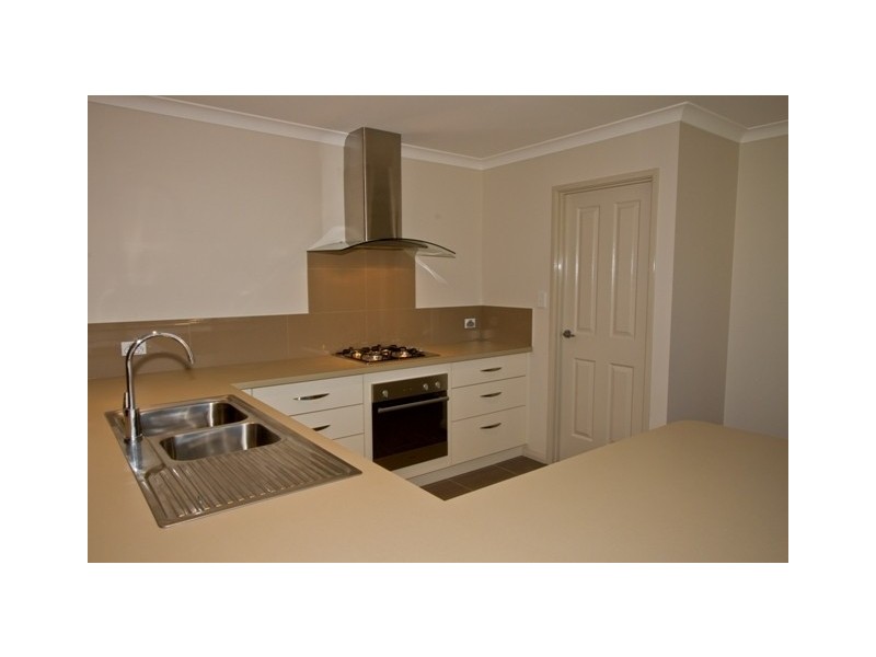 206A First Street, Wonthella WA 6530