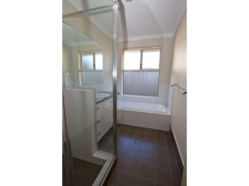 206A First Street, Wonthella WA 6530