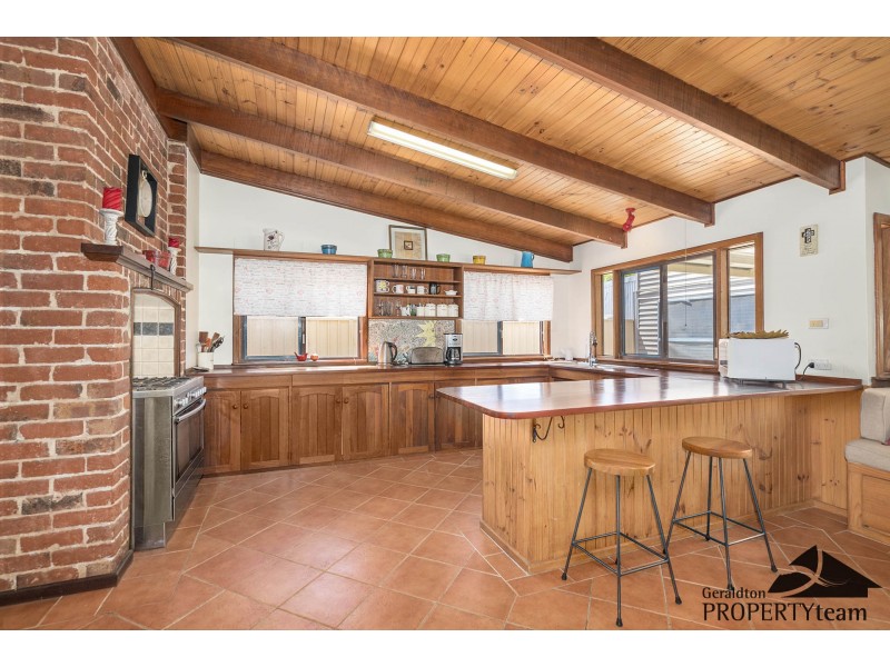 145 Shenton Street, Beachlands WA 6530