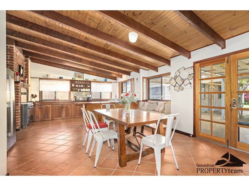 145 Shenton Street, Beachlands WA 6530