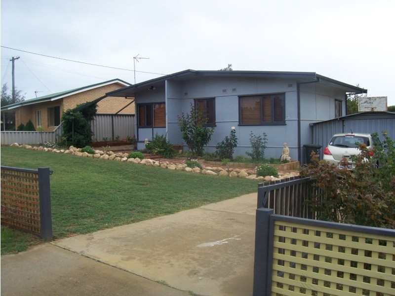 3 Hebe Street, Rangeway WA 6530