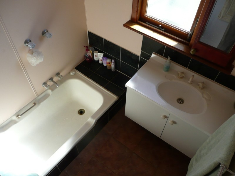 3 Hebe Street, Rangeway WA 6530