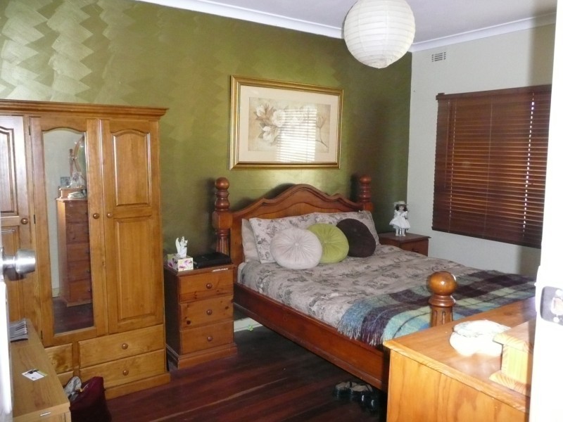 3 Hebe Street, Rangeway WA 6530