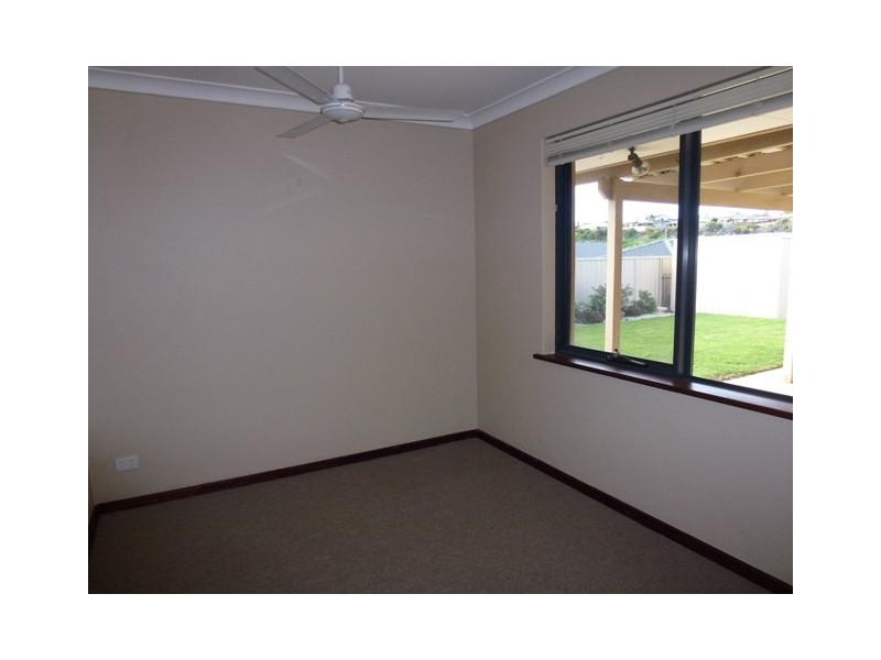 6 Glendinning Road, Tarcoola Beach WA 6530