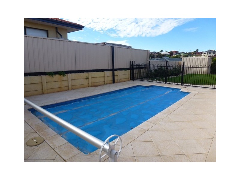 6 Glendinning Road, Tarcoola Beach WA 6530