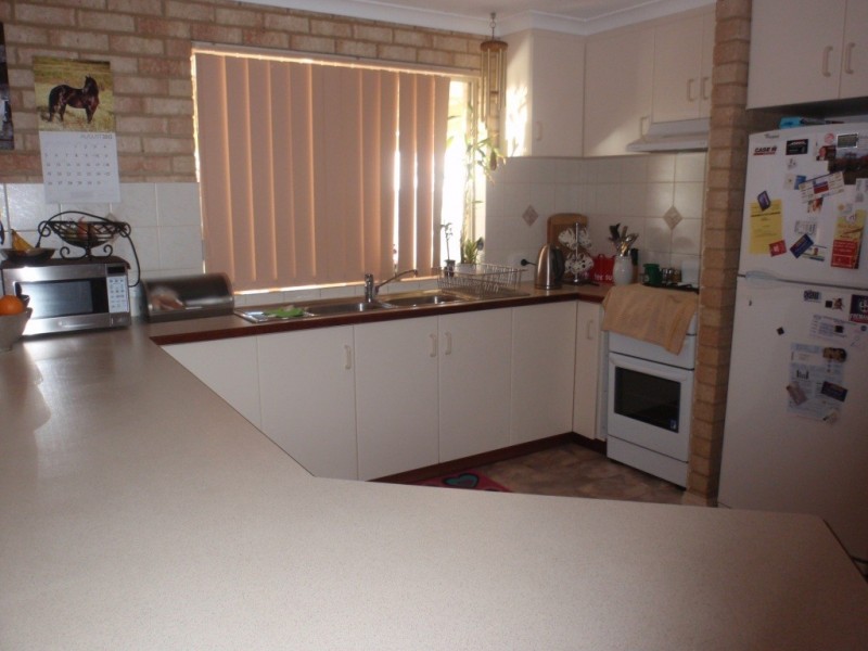 48 Kultown Drive, Waggrakine WA 6530