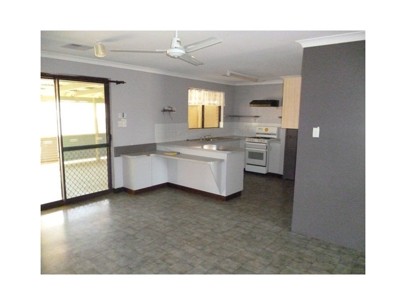 170 Chapman Valley Road, Waggrakine WA 6530