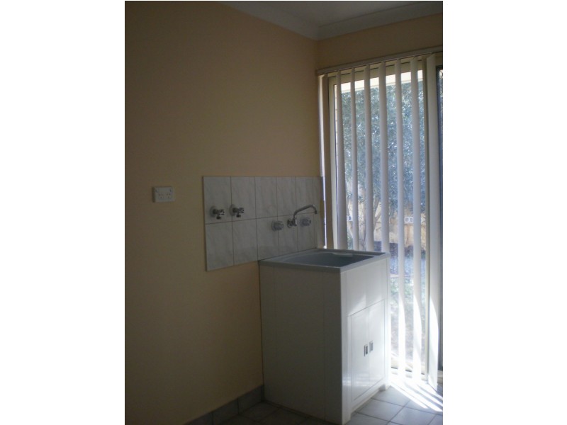 4/4 McDermott Avenue, Wandina WA 6530