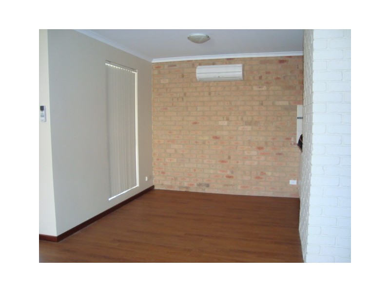 4/232 Willcock Drive, Mahomets Flats WA 6530