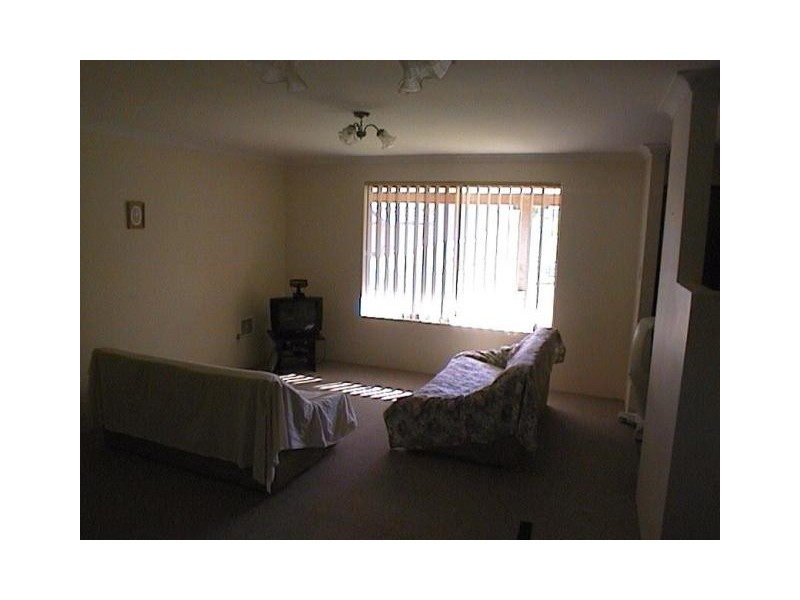 8 Auger Green, Wandina WA 6530