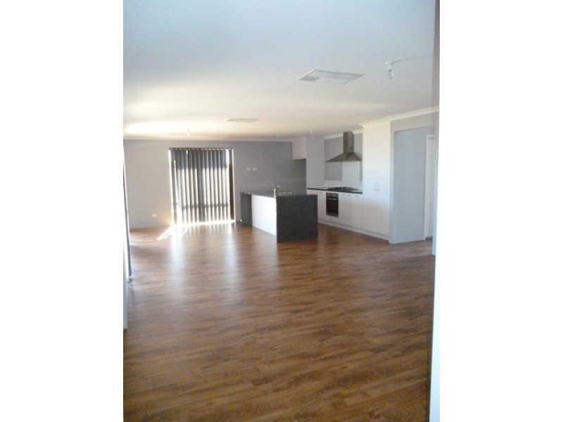 22 Peak Street, Drummond Cove WA 6532