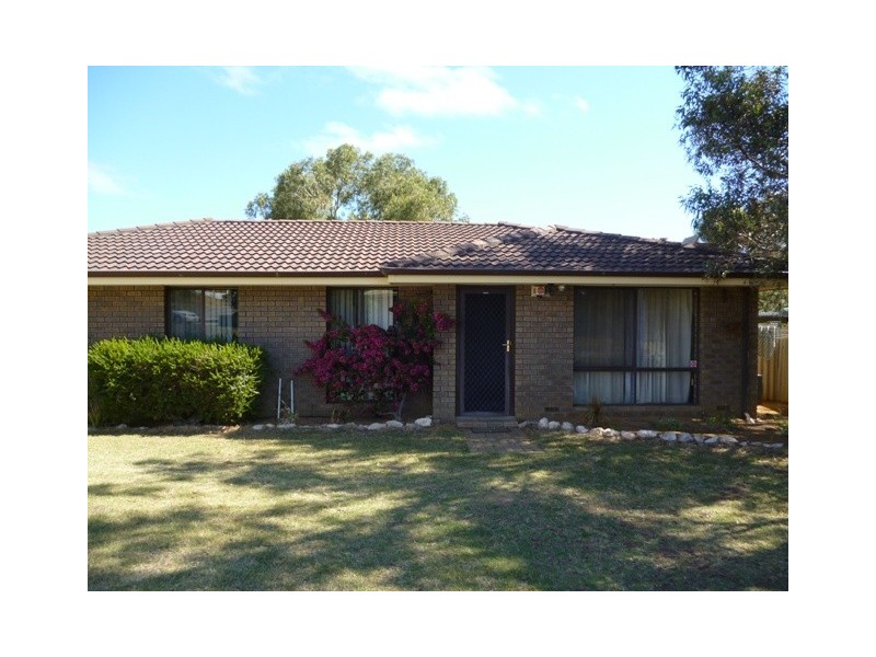 17 Houtman Street, Wonthella WA 6530