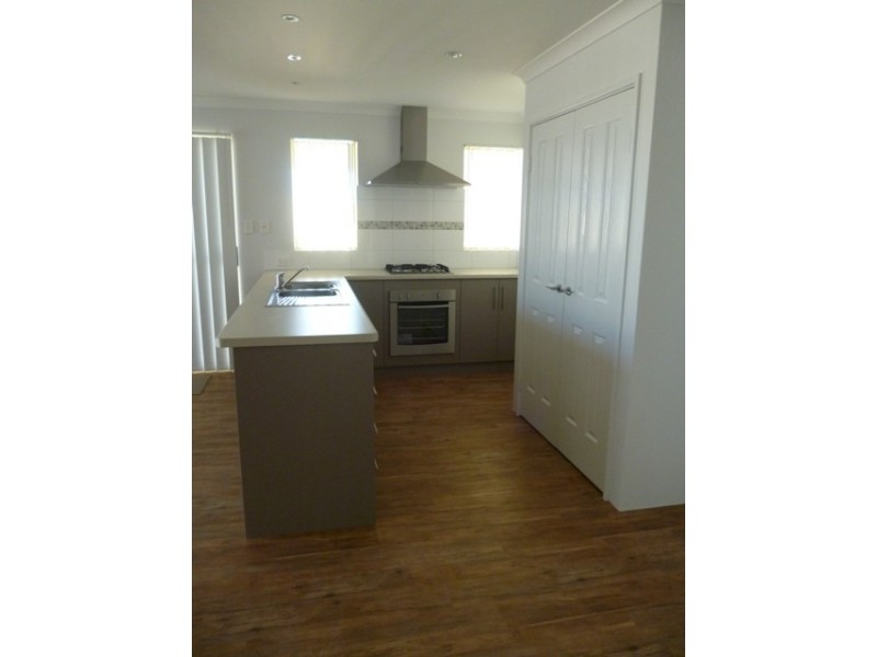 87 Barrett Drive, Wandina WA 6530