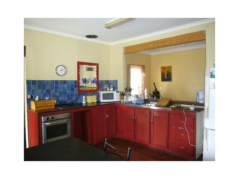 12 Wittenoom Street, Geraldton WA 6530